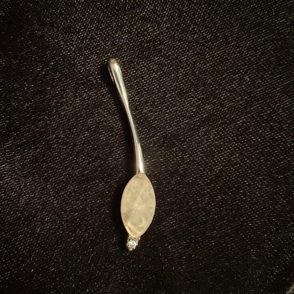 🎀Pink rose quartz with a small diamond set in sterling silver necklace charm🎀